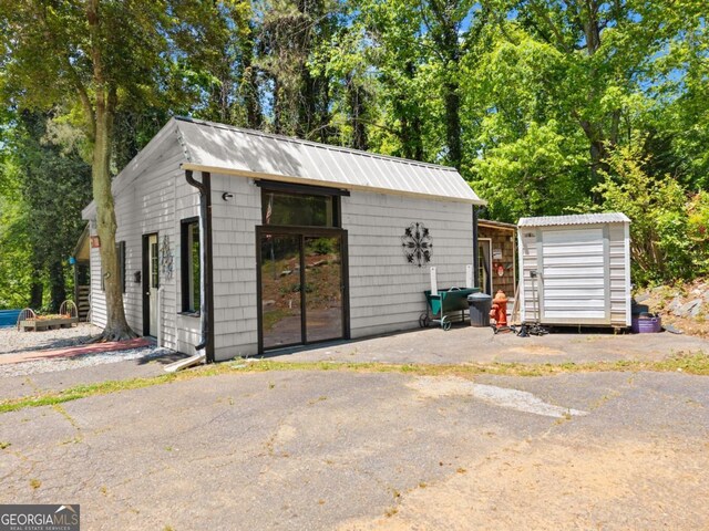 115 Rabbit Run, Dawsonville, GA 30534 - view of outbuilding with an outbuilding