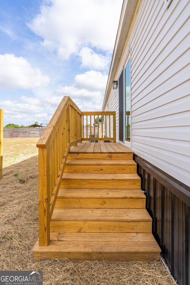 92 Wood Duck Ln, Folkston, GA 31537 - view of stairway