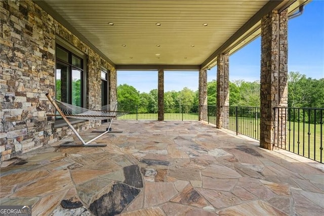 1101 N Flat Rock Rd, Douglasville, GA 30134 - view of patio featuring fence