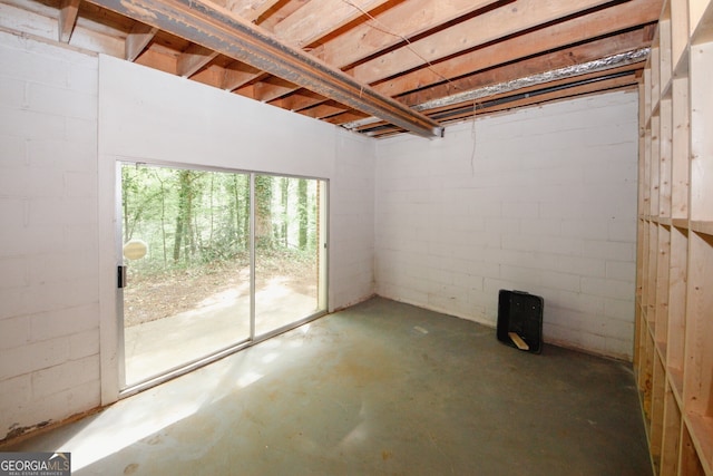 110 Vistacrest Way, Roswell, GA 30075 - below grade area with concrete block wall