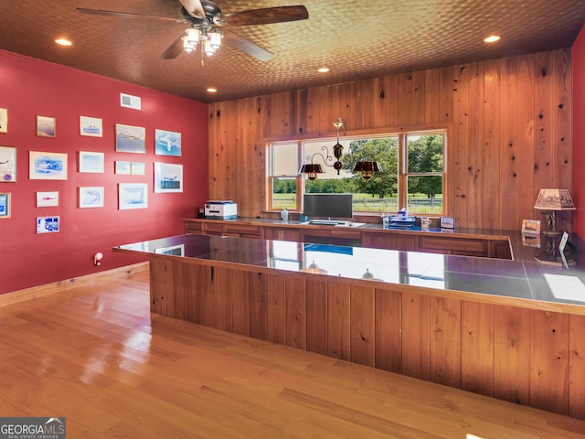 home office with recessed lighting, ceiling fan, light wood-type flooring, and visible vents