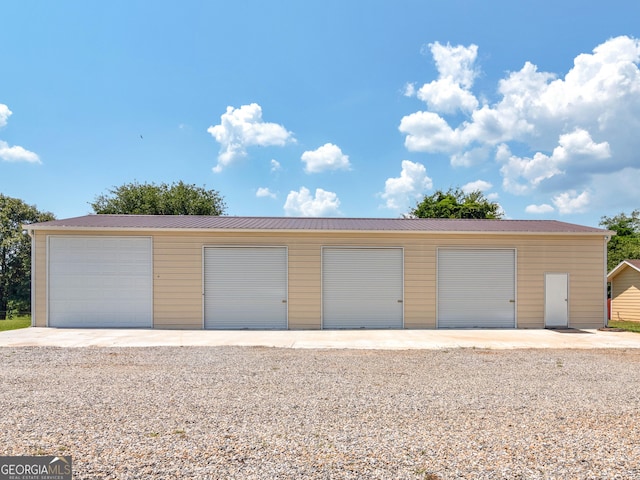 view of detached garage