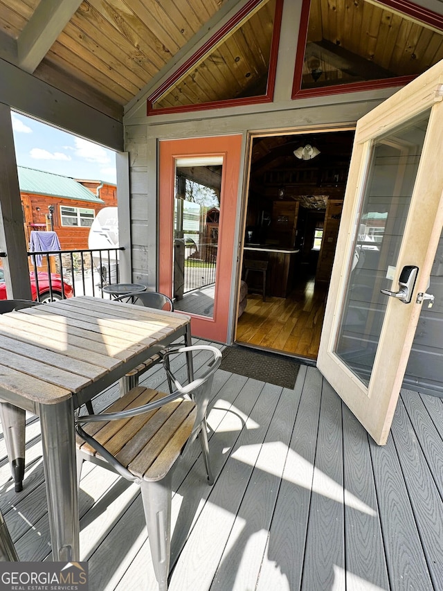deck featuring outdoor dining space