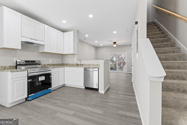6093 Camden Forrest Ct, Riverdale, GA 30296 - kitchen featuring ceiling fan, appliances with stainless steel finishes, light wood-style flooring, recessed lighting, and under cabinet range hood