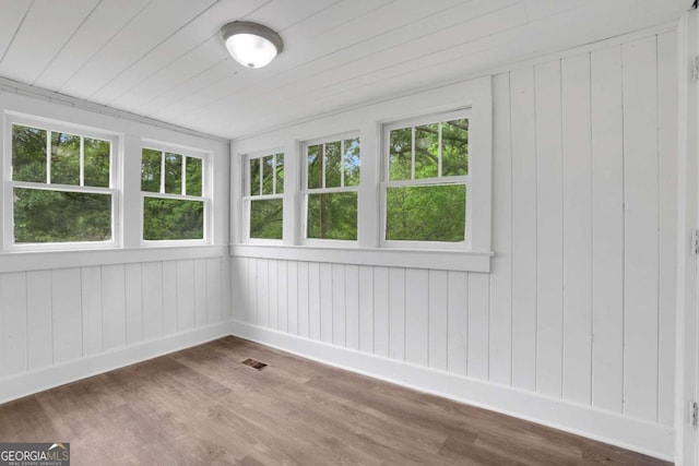 3223 Cleveland Hwy, Gainesville, GA 30506 - unfurnished sunroom featuring visible vents and a wealth of natural light