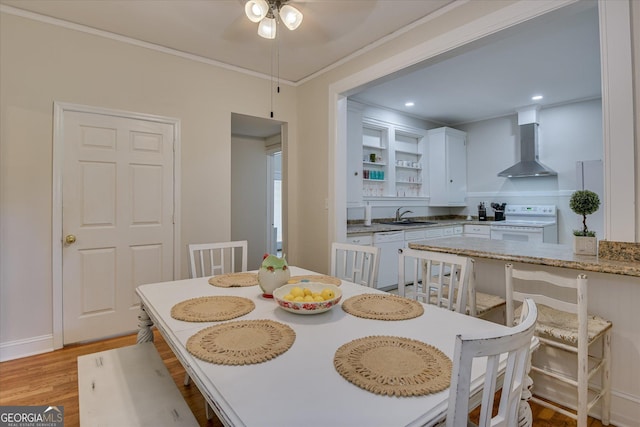 2327 Redwood Dr, Augusta, GA 30904 - dining area with ornamental molding, light wood-style floors, baseboards, recessed lighting, and a ceiling fan