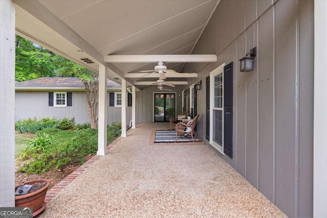 35 Saddle Mountain Rd SE, Rome, GA 30161 - foyer with a chandelier, baseboards, visible vents, and wood finished floors