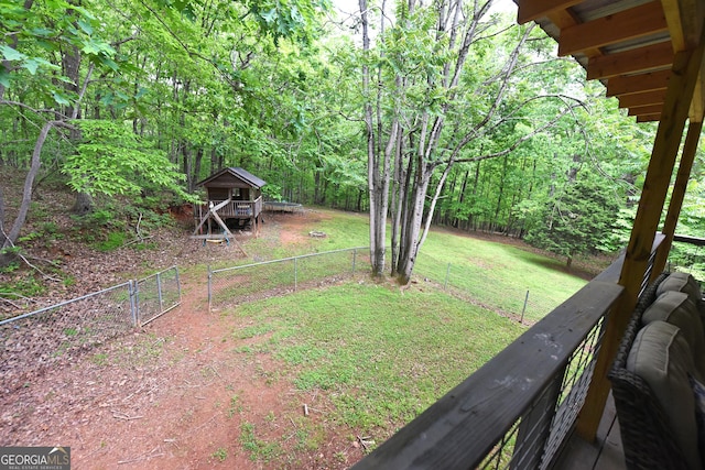 view of yard featuring fence