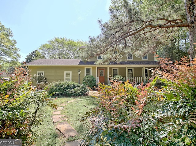 view of front of property featuring covered porch
