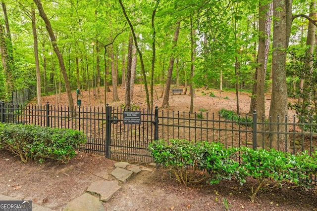 1502 River Green Dr NW Unit 1502, Atlanta, GA 30327 - exterior space with fence