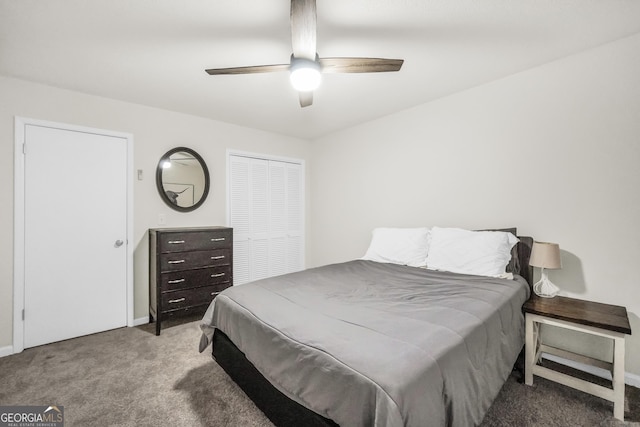 carpeted bedroom featuring baseboards and a ceiling fan