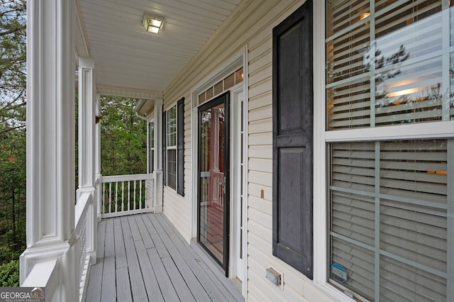 314 Kings Pointe Dr SW, Calhoun, GA 30701 - wooden terrace with covered porch