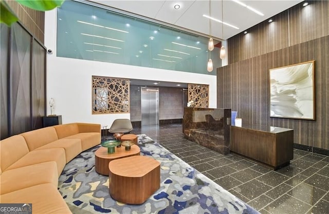 950 W Peachtree St NW Unit 904, Atlanta, GA 30309 - lobby with a towering ceiling