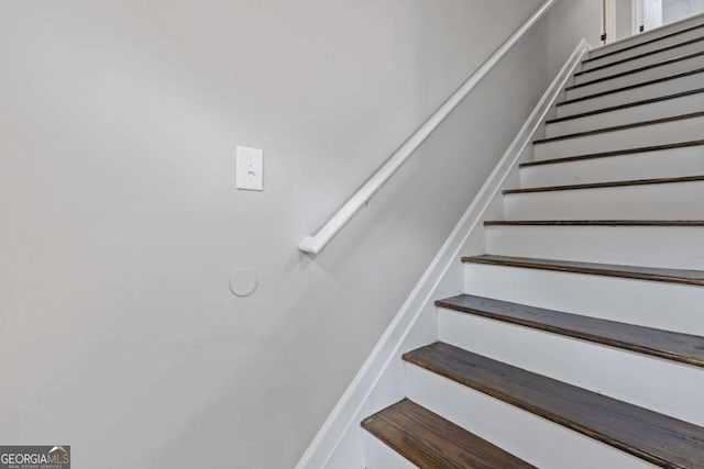 7074 Ravenwood Ln, Lithonia, GA 30038 - view of staircase