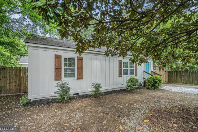 581 Taylor Dr SE, Smyrna, GA 30080 - view of outdoor structure featuring fence