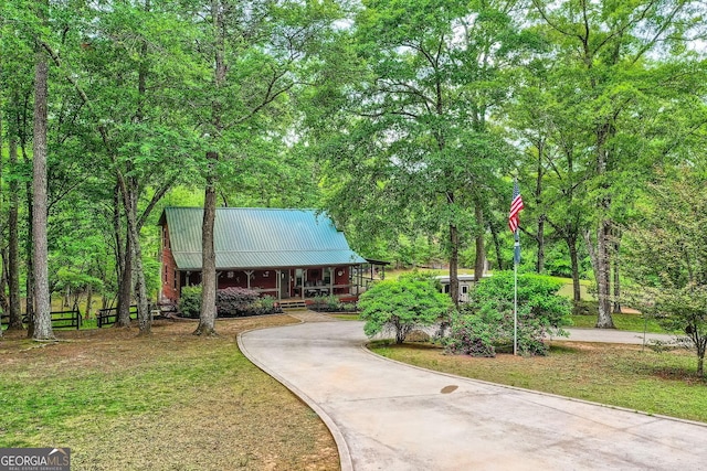 5419 Tyree Rd, Winston, GA 30187 - surrounding community with fence and aphalt driveway