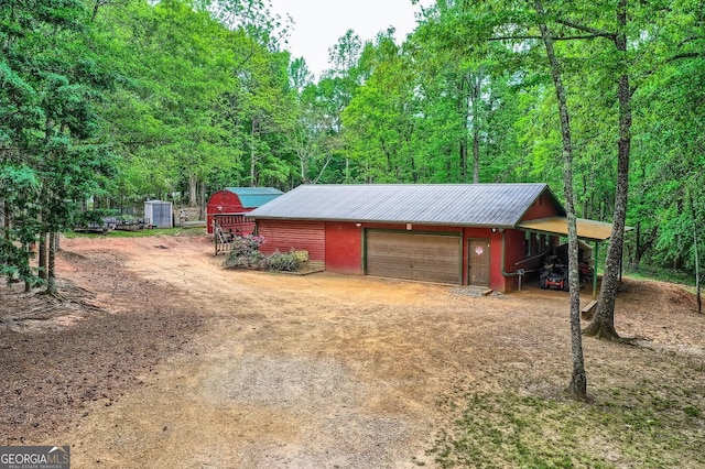 5419 Tyree Rd, Winston, GA 30187 - garage with a garage and driveway