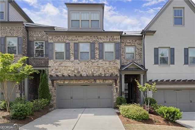 1074 Heyward Way, Alpharetta, GA 30009 - multi unit property featuring an attached garage, driveway, and brick siding