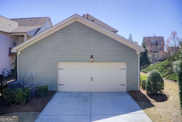1040 Peyton View Ct, Alpharetta, GA 30004 - garage with central AC unit and driveway