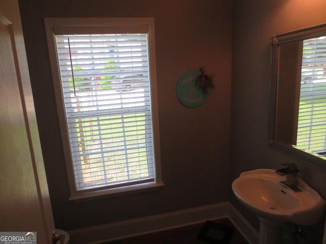 105 Wieland Dr, Kathleen, GA 31047 - bathroom featuring a sink