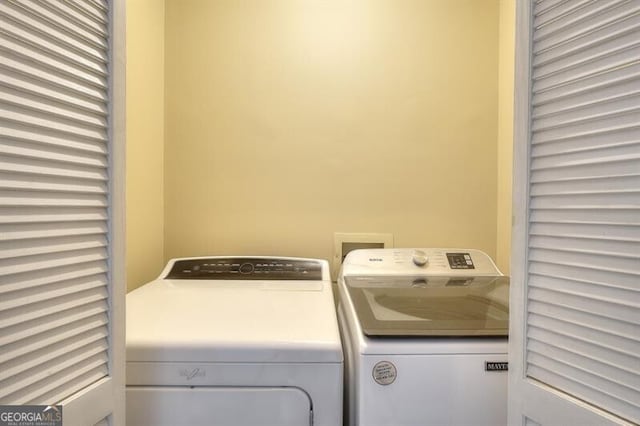 3716 Meeting St, Duluth, GA 30096 - laundry area with independent washer and dryer and laundry area