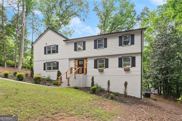 800 Breckinridge Rd SW, Marietta, GA 30064 - traditional home featuring a front lawn and brick siding