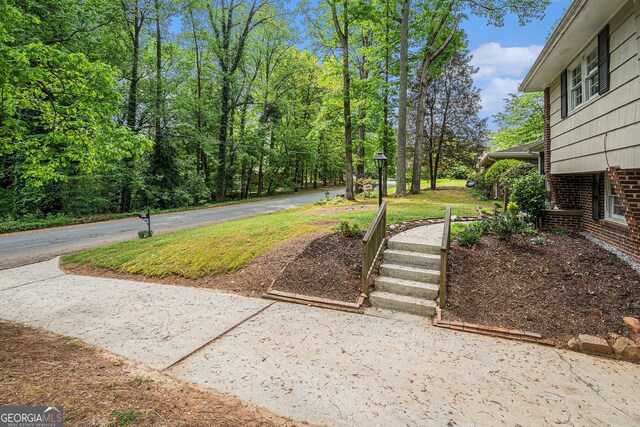 2623 Riggs Dr, Atlanta, GA 30344 - view of yard
