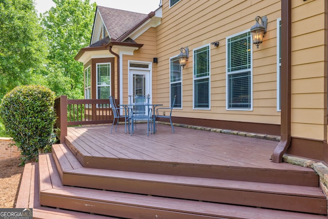 1530 Highland Creek Dr, Monroe, GA 30656 - rear view of house featuring a lawn and a shingled roof
