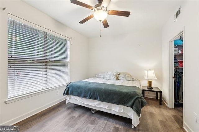 5559 Glenridge Dr Unit 1103, Sandy Springs, GA 30342 - bathroom featuring vanity, shower / tub combo, toilet, and visible vents
