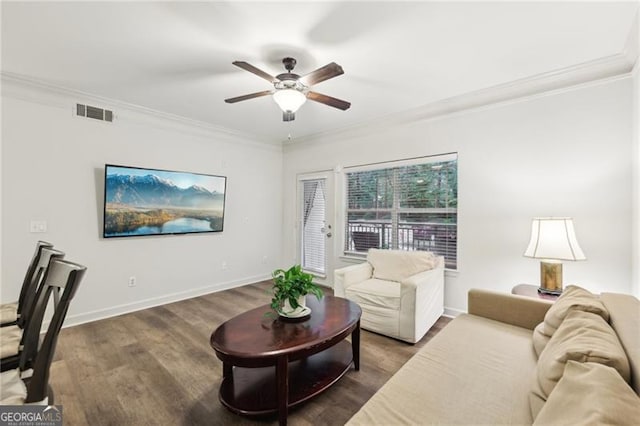 5559 Glenridge Dr Unit 1103, Sandy Springs, GA 30342 - hallway featuring baseboards, light wood finished floors, a textured wall, and visible vents