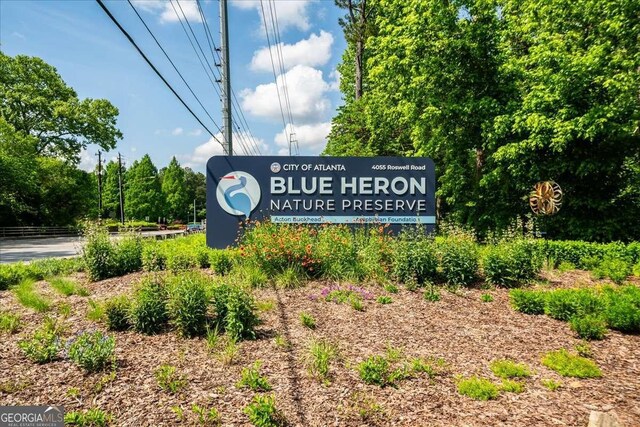 331 Lakemoore Dr NE Unit C, Atlanta, GA 30342 - view of community sign