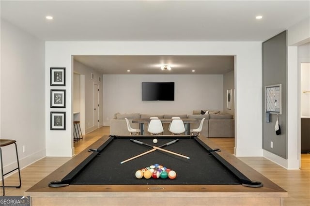 game room with light wood-style floors, baseboards, and recessed lighting