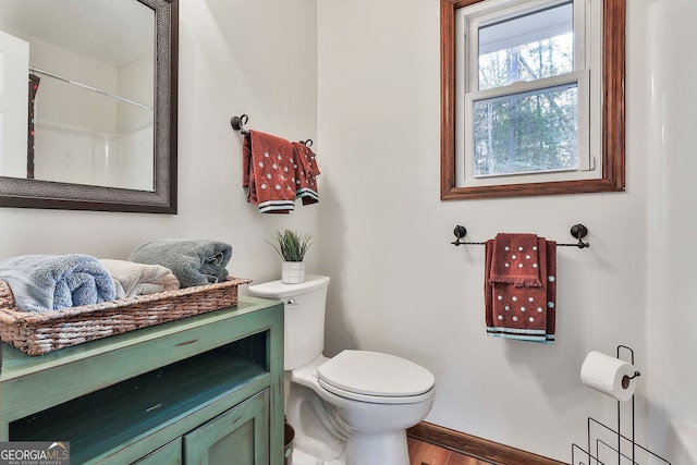 337 Andrew Bailey Rd, Sharpsburg, GA 30277 - bathroom with wood finished floors, curtained shower, and vanity