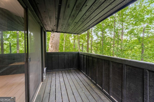 5020 Vallo Vista Ct, Atlanta, GA 30342 - view of deck