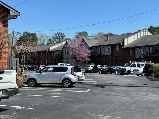 6851 Roswell Rd Unit D2, Atlanta, GA 30328 - view of uncovered parking lot