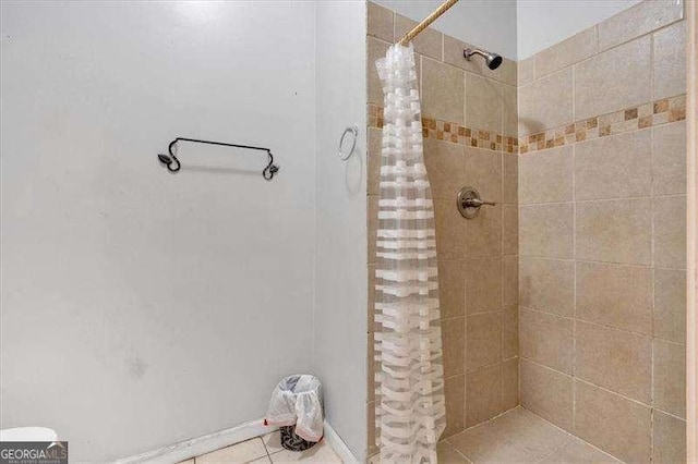 902 Allene Ave SW, Atlanta, GA 30310 - full bathroom with tile patterned flooring and tiled shower