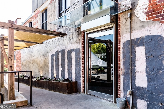 view of exterior entry