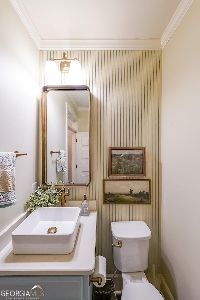 150 Shady Grove Ln, Alpharetta, GA 30009 - half bath with crown molding, toilet, and vanity