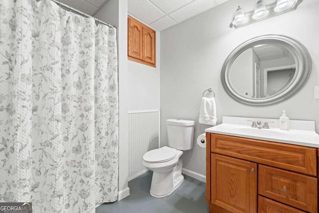 1126 Gate Post Ct, Powder Springs, GA 30127 - bathroom featuring vanity, toilet, baseboards, a drop ceiling, and a shower with curtain