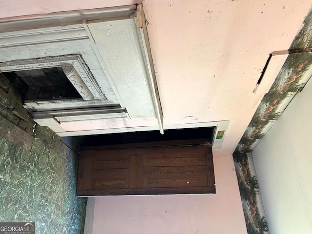 405 Magnolia St, Lafayette, GA 30728 - view of interior details