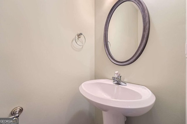 1963 Lakeshore Overlook Cir NW, Kennesaw, GA 30152 - bathroom featuring a sink