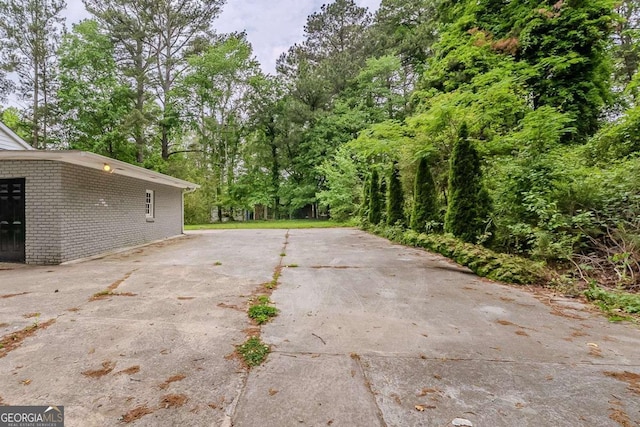 2465 Hogan Rd, Atlanta, GA 30344 - view of patio / terrace