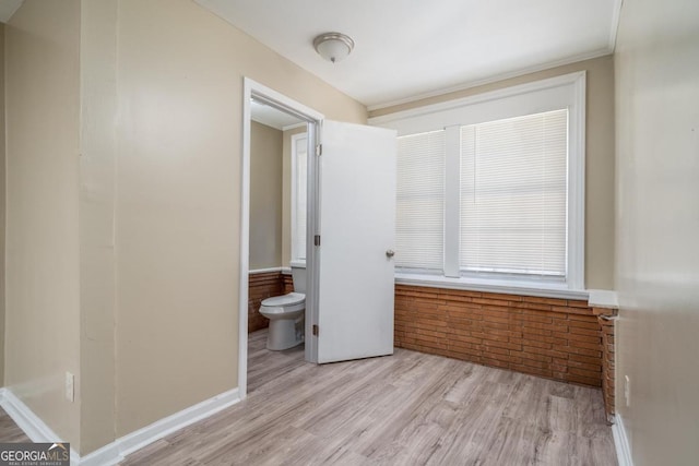 1774 Campbellton Rd, Atlanta, GA 30311 - full bath with toilet and wood finished floors