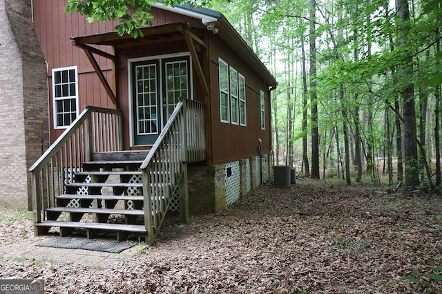 property entrance with cooling unit