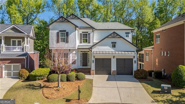 view of front of house featuring a garage and driveway