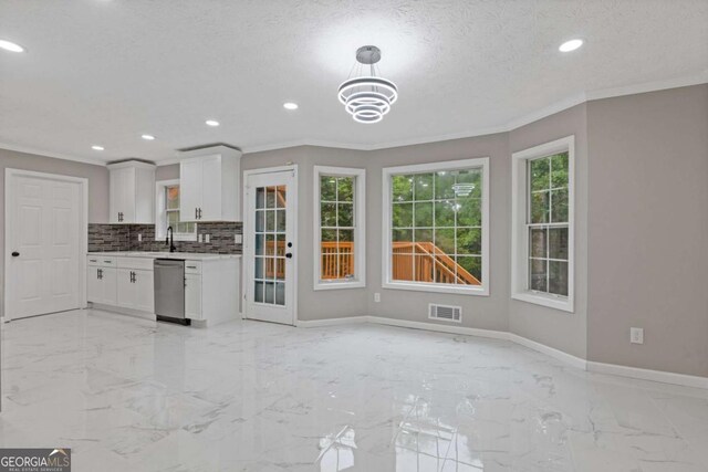 470 Brackin Trce, Grayson, GA 30017 - kitchen featuring visible vents, crown molding, dishwasher, marble finish floor, and recessed lighting
