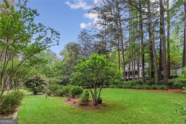 769 Hampton Pl SW, Marietta, GA 30064 - view of home's community with a lawn
