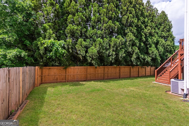 3845 New Salem Ct, Cumming, GA 30040 - fenced backyard with stairs