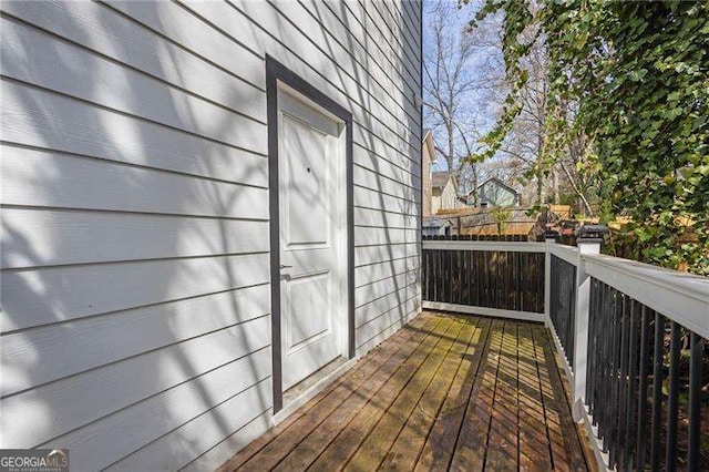 962 Welch St SW, Atlanta, GA 30310 - view of wooden deck