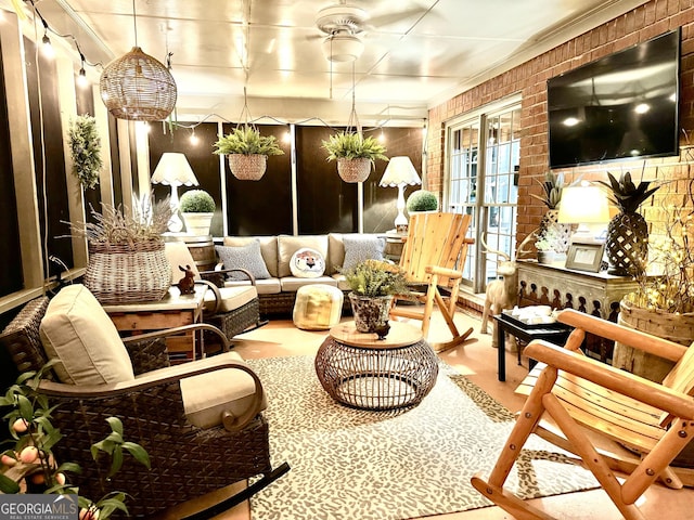 view of sunroom / solarium